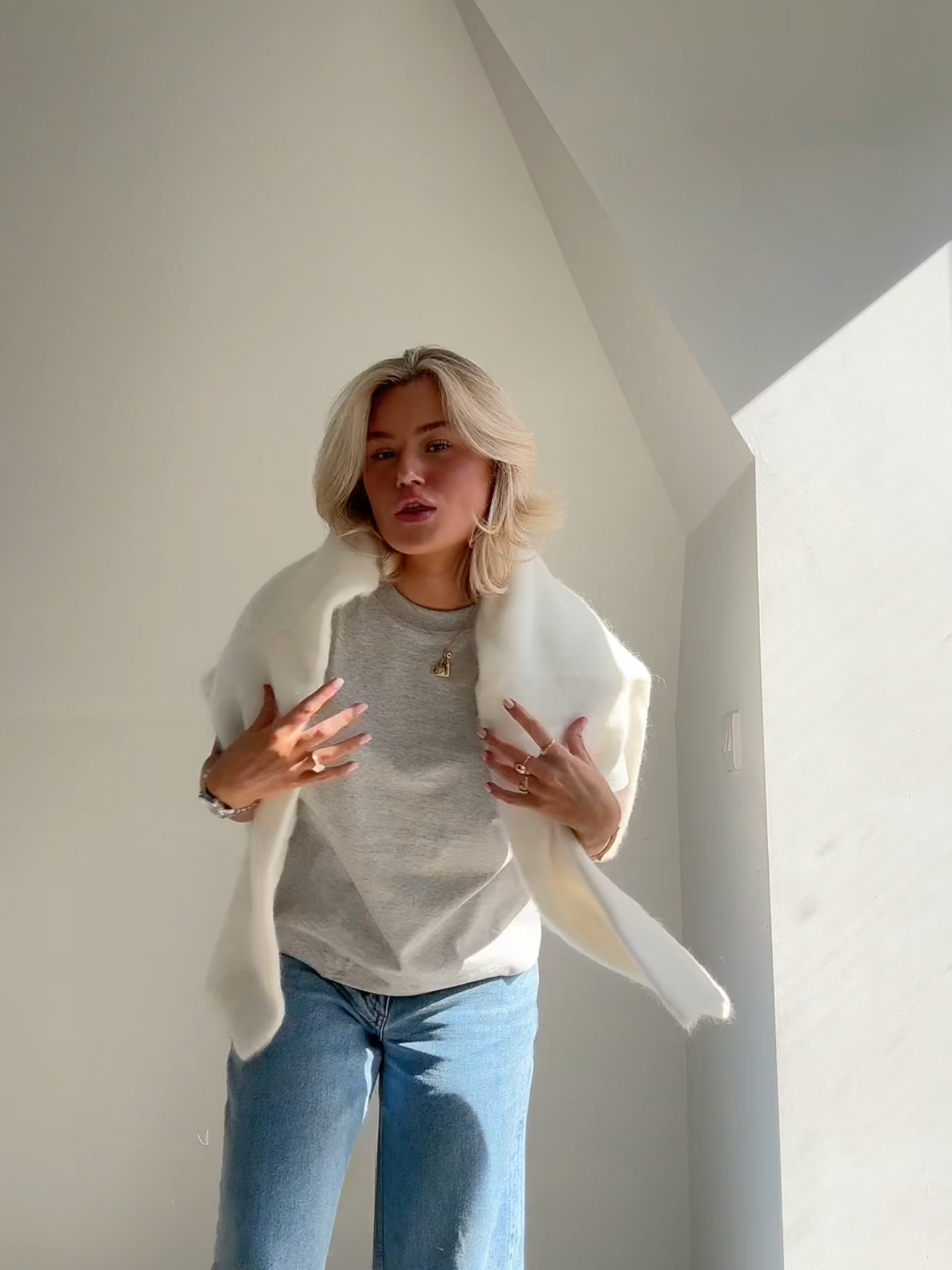 MIRA | CREWNECK TRUI VAN MOHAIR.